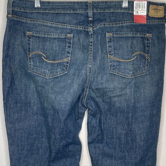 Levi's Signature Low Rise Bootcut‎ Jeans nwt - Picture 6 of 10